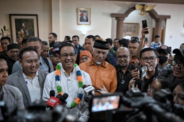 Anies Semangat Perubahan Masyarakat Padang Makin Tak Terbendung