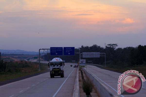 Suhendra menjelaskan ruas tol yang bisa digunakan hanya sepanjang 12 kilometer.