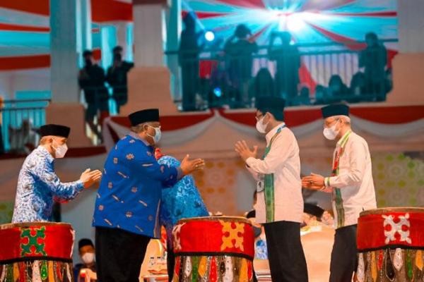 Dewan Pengawas yang dipimpin Prof. Nasaruddin Umar