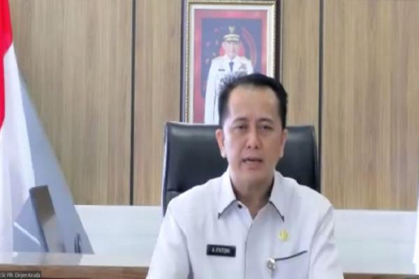 Kemendagri mendorong pemerintah daerah agar segera mengambil langkah-langkah inovatif dan kreatif dengan tetap berpedoman pada peraturan perundang-undangan.