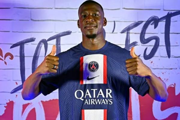 PSG Umumkan Transfer Mukiele dari RB Leipzig