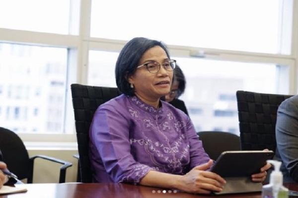 Sri Mulyani kemudian memaparkan jika Anggaran Pendapatan dan Belanja Negara (APBN) mendukung sepak bola nasional