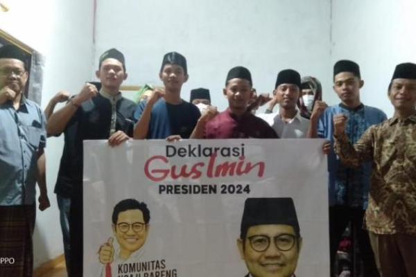 Gus Imin adalah santri tulen, sejak kecil hidup dalam tradisi pesantren