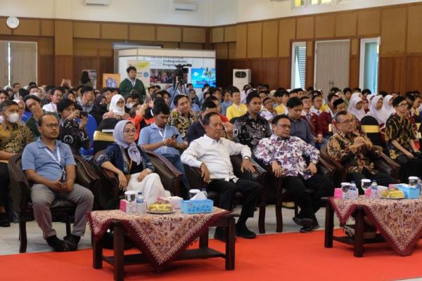 Tahun ini, kegiatan yang digelar Kementerian Pendidikan, Kebudayaan, Riset, dan Teknologi (Kemdikbudristek) itu menyedot peserta lebih banyak dibandingkan sebelumnya.