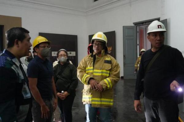 Sebagian Koleksi Museum Nasional Terbakar, Kemdikbudristek: Replika