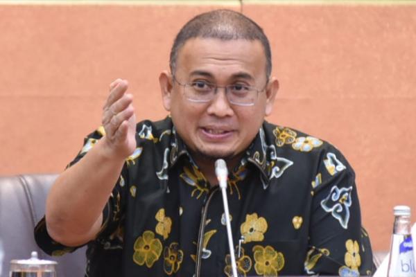 Politikus Gerindra itu menjelaskan, Panja Timah telah memutuskan bahwa fokus utamanya adalah bagaimana PT Timah (Persero) Tbk (TINS) memperbaiki sistem dan tata kelola kerja.