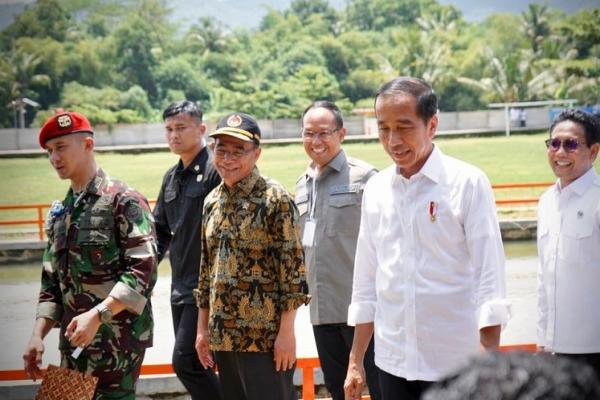 Hingga akhir 2023, melalui Dana Desa berhasil dibangun jalan desa sepanjang 350.775 Km, jembatan dengan total sepanjang 1.904.381 Km