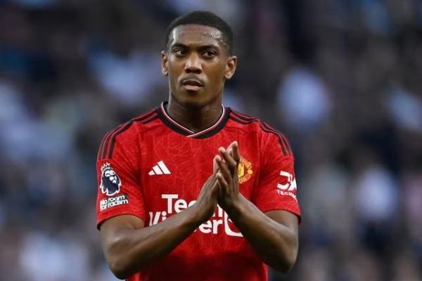 Anthony Martial Resmi Gabung Klub Yunani