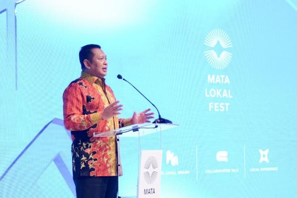 Ketua MPR Terima Penghargaan Collaborator Network dalam Mata Lokal Awards 2024