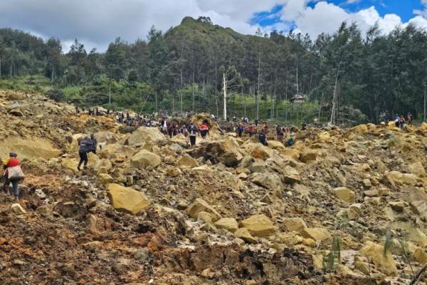 Lebih dari 300 Orang Terkubur Tanah Longsor di Papua Nugini