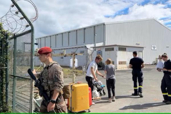 Bandara Kaledonia Baru Tetap Ditutup selama Dua Minggu Sejak Kerusuhan