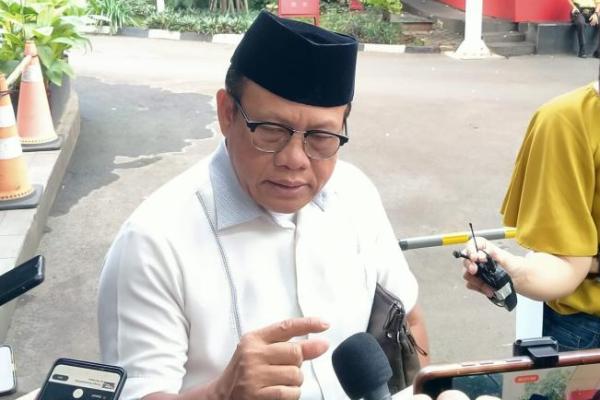 Ketua IPW minta semua pihak hormati putusan Pengadilan Negeri Lubuk Linggau yang memvonis 10 bulan penjara Syarief Hidayat Cs