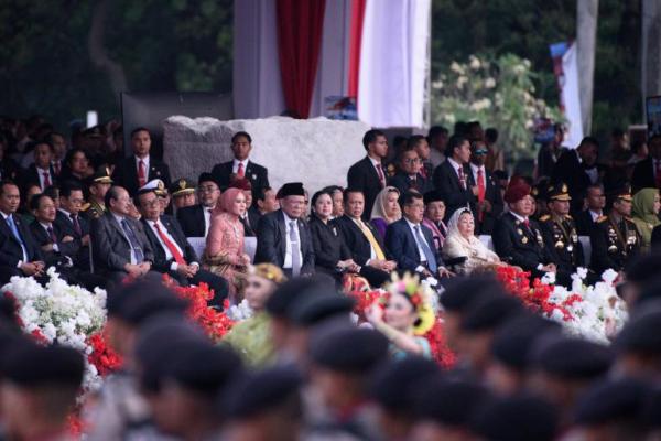 Selamat Hari Bhayangkara ke-78 tahun 2024 untuk seluruh anggota Kepolisian Negara Republik Indonesia. Semoga Polri semakin profesional dan tegas dalam melakukan penegakan hukum.