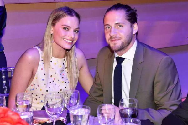 Bintang Barbie Hamil, Margot Robbie dan Tom Ackerley Nantikan Anak Pertama