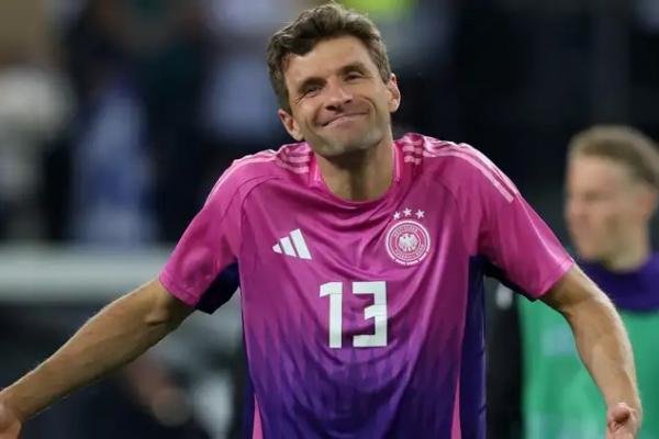 Thomas Muller dikabarkan sudah bertekad pensiun dari tim nasional pasca Jerman tersingkir di Euro 2024