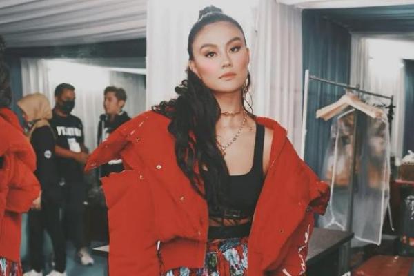 Ari Bias dicecar 24 pertanyaan terkait laporannya terhadap penyanyi Agnez Mo.