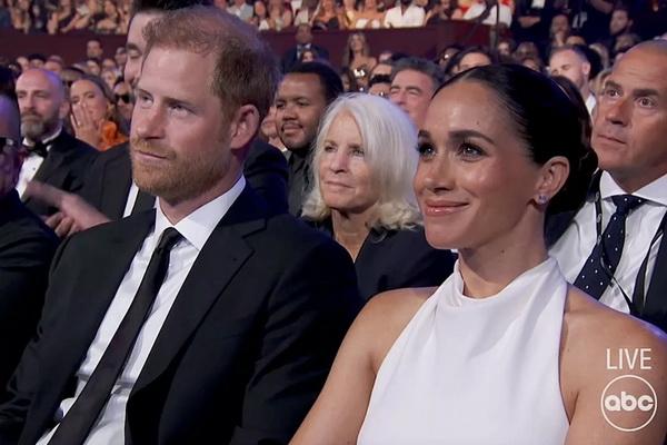 Digosipkan Pernikahannya dengan Meghan Markle Bermasalah, Ini Tanggapan Pangeran Harry