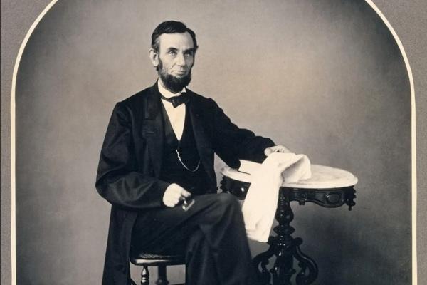   Hubungan Romantis Presiden AS Abraham Lincoln dengan Para Pria Terungkap di Film Dokumenter