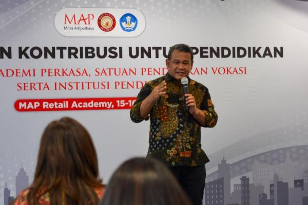 Kementerian Pendidikan, Kebudayaan, Riset, dan Teknologi (Kemdikbudristek) memfasilitasi perjanjian kerja sama antara PT Mitra Akademik Perkasa (MAP Retail Academy) dengan puluhan satuan pendidikan vokasi