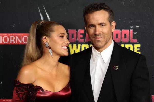 Blake Lively dan Ryan Reynolds Disebut Orang Berkuasa yang Mengancam Justin Baldoni