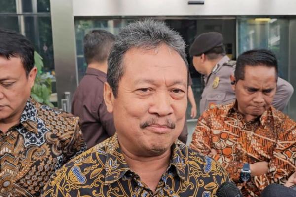 Diperiksa KPK 2,5 Jam, Menteri KKP Trenggono Bungkam Ditanya Soal Ini