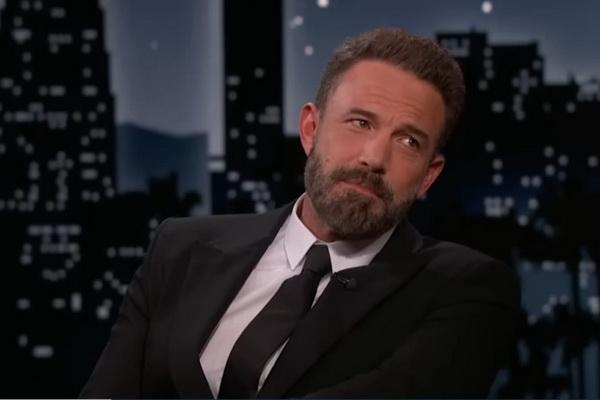 Ben Affleck Tampil Keren Bergaya Rambut Faux Hawk di Tengah Rumor Perceraian