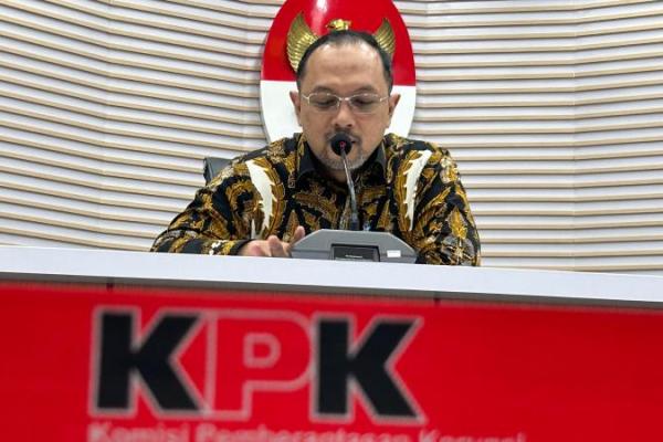 KPK Tetapkan 3 Tersangka Terkait Pengurusan Izin Tambang Kaltim