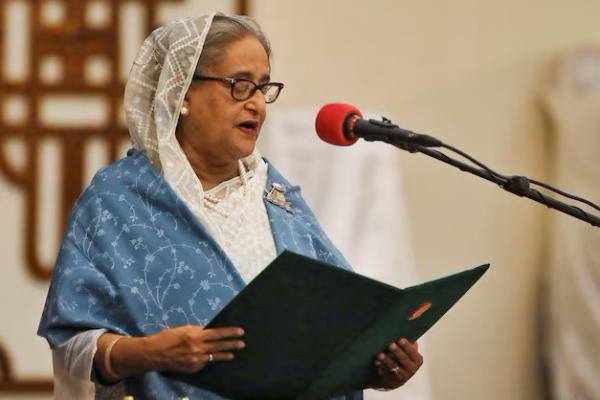 Menjabat Empat Periode Sebagai PM Bangladesh, Hasina Akhirnya Lari dan Berlindung di India