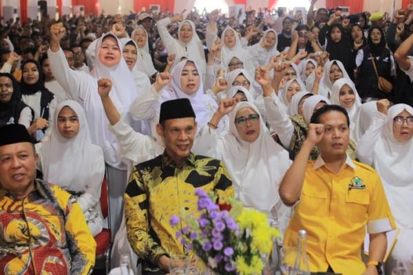 Ribuan masyarakat deklarasi mendukung penuh calon bupati Bogor Ade Ruhandi alias Jaro Ade