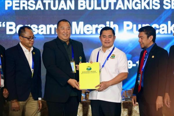 Sebanyak 34 pengurus provinsi (pengprov) PBSI dari 38 pengprov secara aklamasi memberikan mandat kepada Fadil Imran