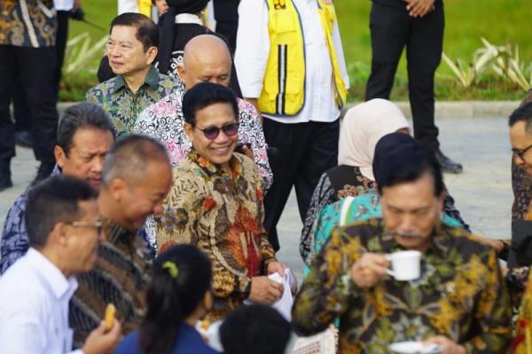 Gus Halim Dampingi Presiden Jokowi Kunjungi Embung di IKN