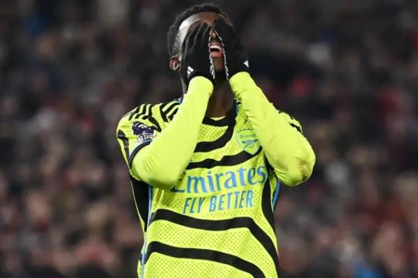 Eddie Nketiah terancam gagal pindah ke Marseille, setelah muncul minat dari sesama klub Liga Premier, Bournemouth