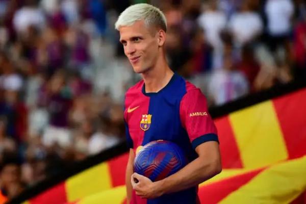 Pelatih Barcelona, Hansi Flick, menyampaikan situasi terbaru pemain rekrutan baru, Dani Olmo, yang diragukan bakal tampil di laga perdana La Liga akhir pekan ini.