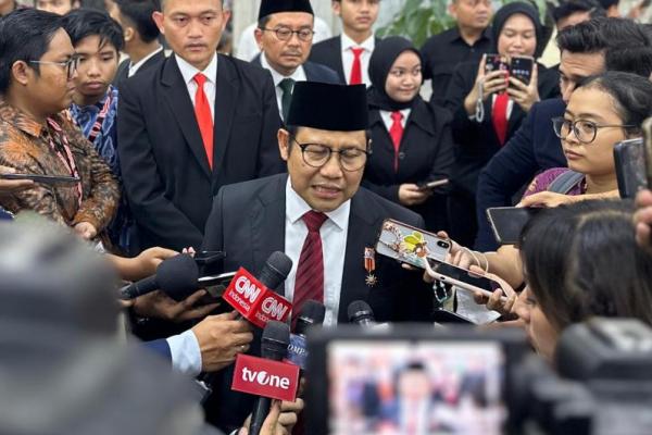 Cak Imin mengucapkan selamat untuk Cucun Ahmad Syamsurijal yang dilantik menjadi Wakil Ketua DPR RI, juga Rusdi Kirana yang dilantik menjadi Wakil Ketua MPR RI.