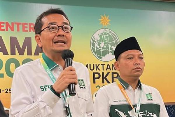 DPP Partai Kebangkitan Bangsa (PKB) meminta aparat kepolisian membubarkan aksi demonstrasi mengatasnamakan PKB di sekitar arena Muktamar PKB 2024