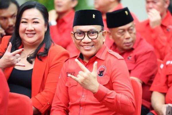 PDI Perjuangan (PDIP) secara resmi mengusung Yohanis Fransiskus Lema dan Jane Natalia Suryanto sebagai pasangan calon gubernur dan wakil gubernur Nusa Tenggara Timur (NTT) untuk Plkada 2024.