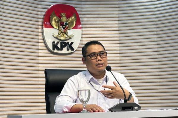 KPK Tahan 2 Tersangka Korupsi Kredit LPEI