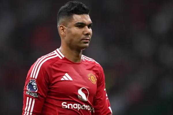 Karena badai cedera yang menimpa MU, Casemiro akhirnya mendapatkan kesempatan bermain dari Pelatih Ruben Amorim