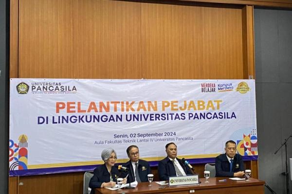 Universitas Pancasila melakukan perubahan struktur organisasi dengan pencoretan dua posisi wakil rektor (warek).