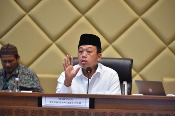 Soal pelibatan aparat penegak hukum kan di DPR itu one thing, aparat penegak hukum itu another thing. DPR itu institusi politik, APH itu institusi penegak hukum, jangan campur adukkan antara politik dengan hukum itu menjadi campur aduk.