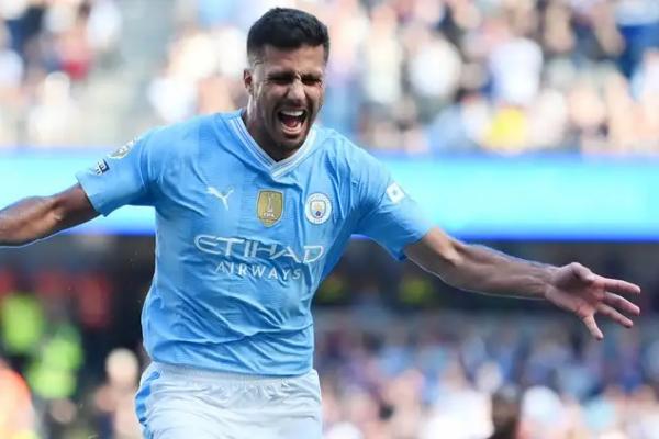 Gelandang Manchester City, Rodri, menekankan bahwa saat ini para pesepak bola tidak memiliki pilihan lain jika mengalami kelelahan, selain melakukan mogok bermain.