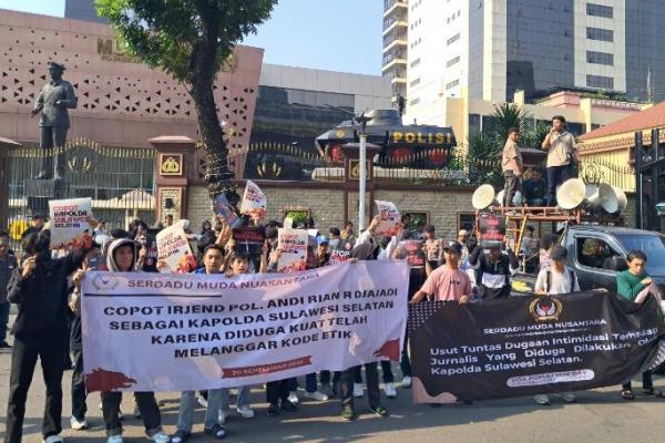 Tuntut Kapolda Sulsel Dicopot, Mahasiswa Kembali Geruduk Mabes Polri