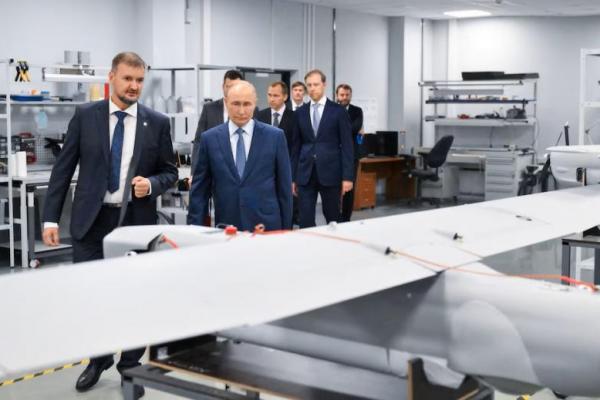 Rusia Dikabarkan Dirikan Pabrik Drone di Tiongkok untuk Digunakan di Ukraina