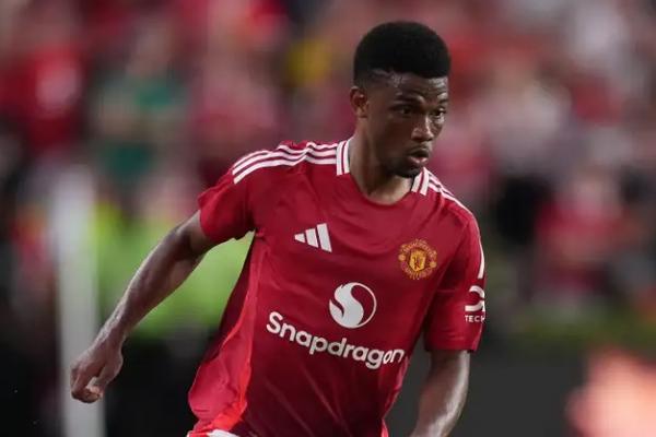 Amad menyebut performa tersebut merupakan hasil dari dukungan para penggemar Manchester United (MU).