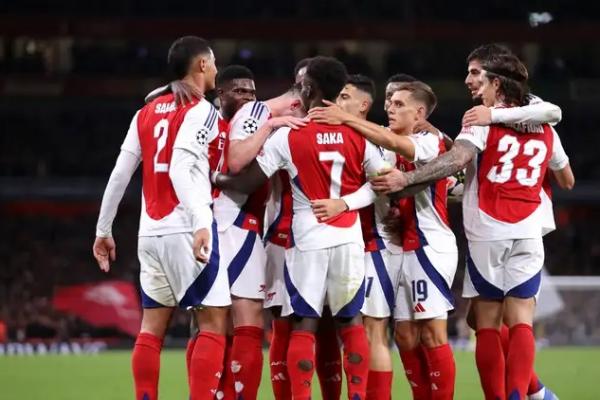 Penyerang sayap Arsenal, Bukayo Saka, yakin timnya akan mengakhiri puasa gelar di Liga Premier musim ini