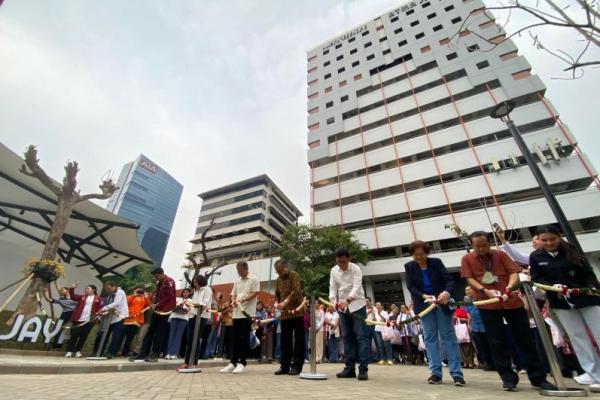 Pohon Soekarno hingga Bodhi Hiasi RTH Unika Atma Jaya