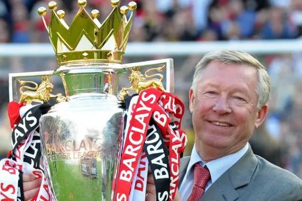 Ferguson Dipecat MU, Pemain Diminta Patungan Bayar Gaji