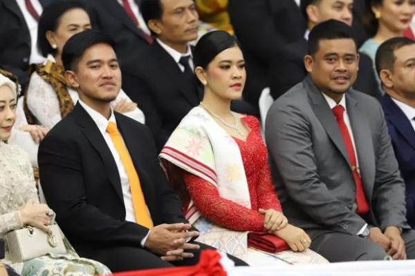 Saya ada di ruangan tersebut, yang meneriaki huu hanya dari partai yang merasa rival politik keluarga pak Jokowi.