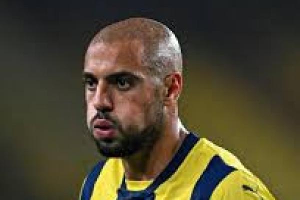 Gelandang Fenerbahce, Sofyan Amrabat, mengungkapkan alasannya meninggalkan Old Trafford pada musim lalu, meskipun memiliki hubungan baik dengan manajer Erik ten Hag.