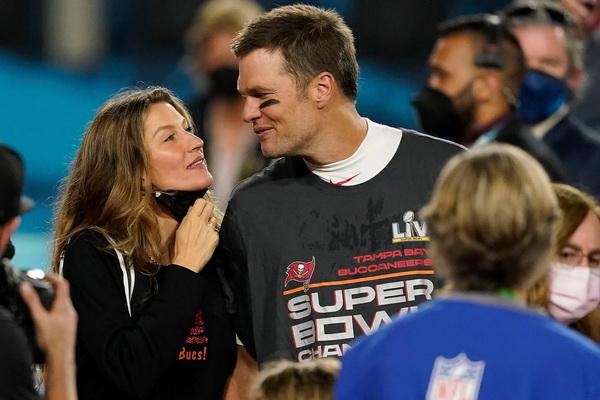 Sebelum Terekspos ke Publik, Gisele Bundchen Ungkap Kehamilannya pada Tom Brady